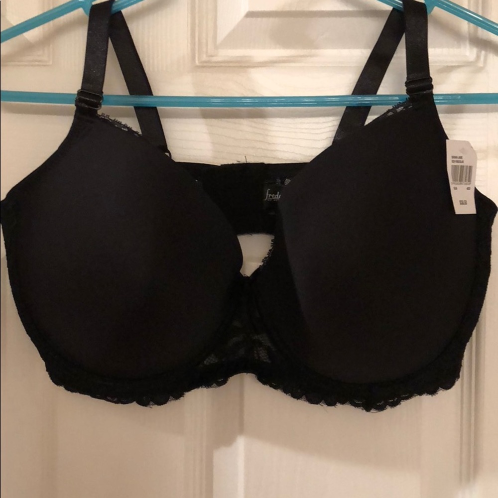 Frederick’s of Hollywood full figured bra